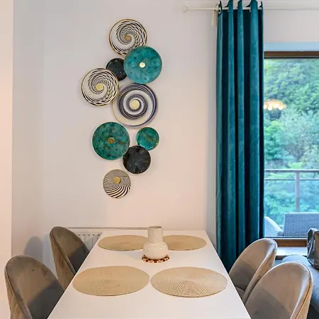 Pine Ridge Terrace Apartment Brasov
